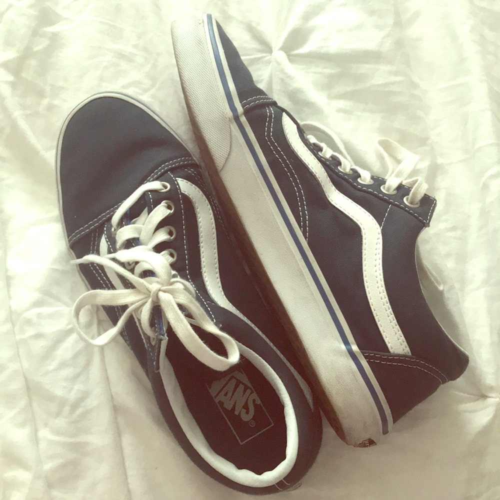 OLD SKOOL VANS **lightly loved**
